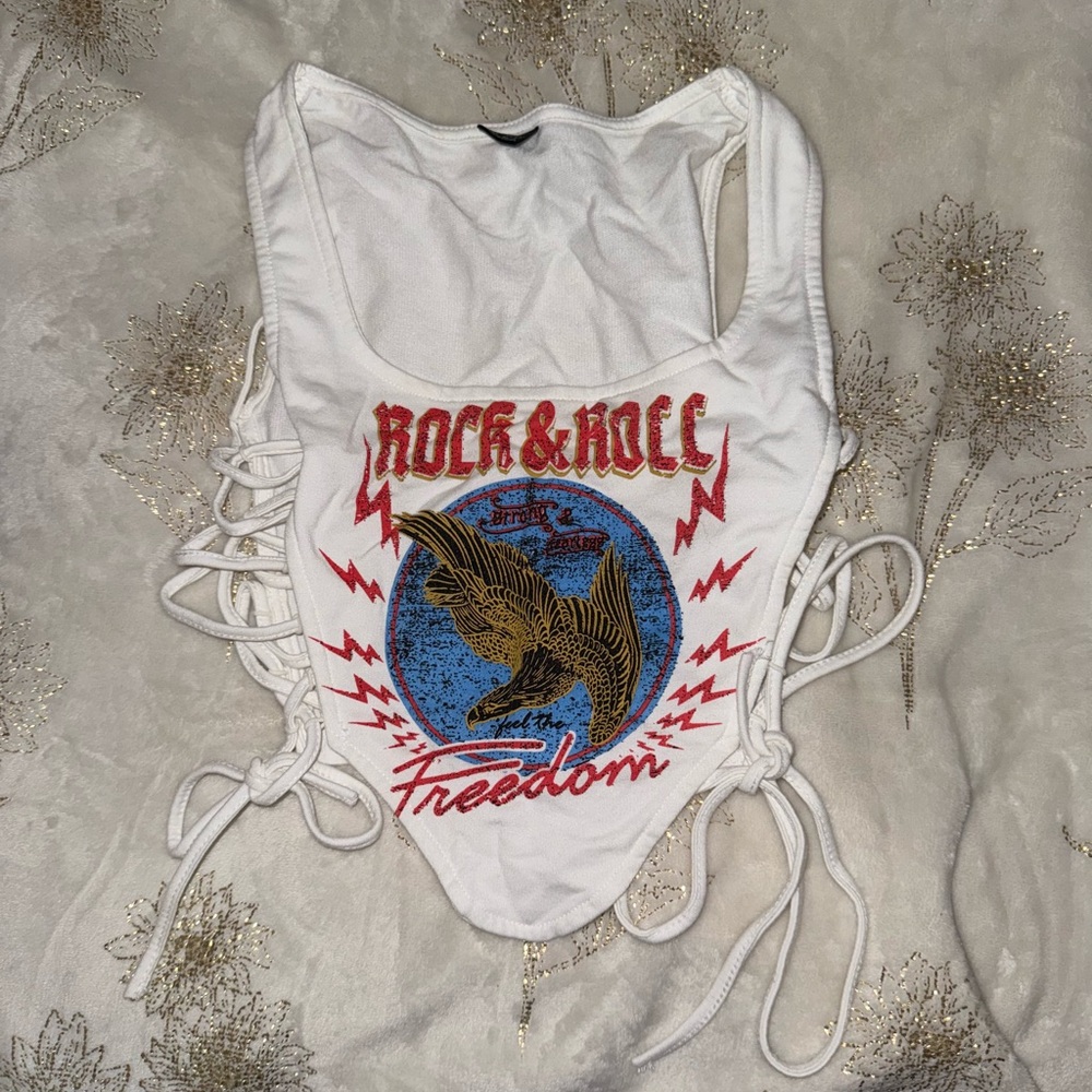 SHEIN White Rock & Roll Graphic Crop Top
